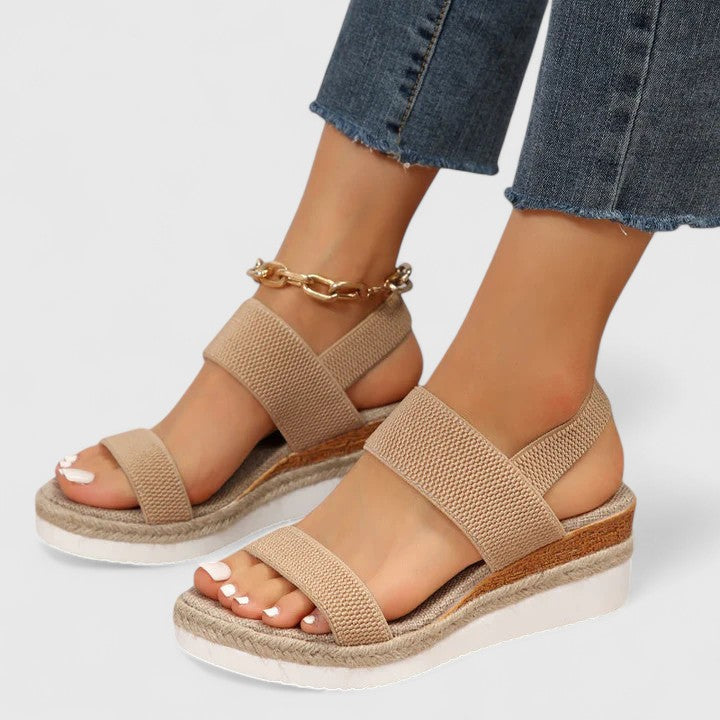 Dam Ortopediska Plattform Sandaler med Ankelrem och Kilsula
